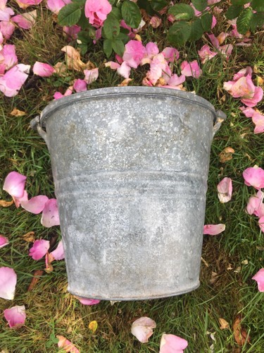 Old vintage zinc - zinc, water