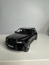 1:32 Rolls Royce Cullinan Diecast SUV Model Car - Alloy Toy Vehicle with Lights