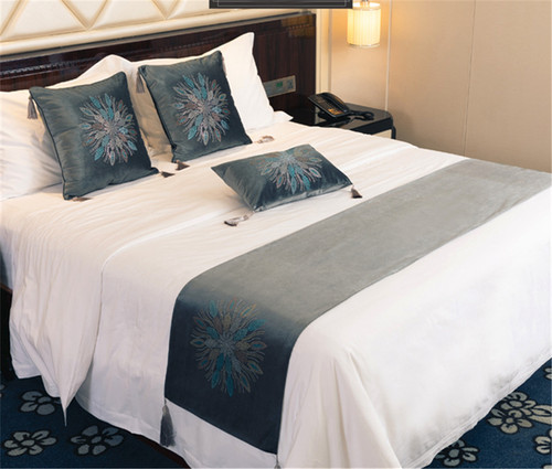 Velvet table bed - table, runner