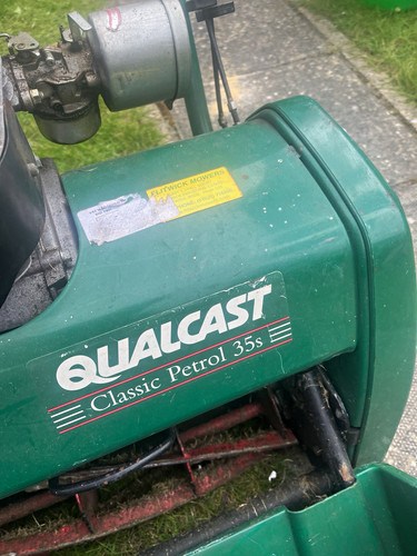 Qualcast classic petrol 35s - classic,