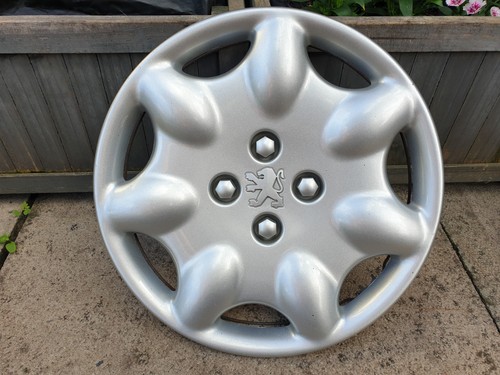 Peugeot 106 wheel trim hub - trim,