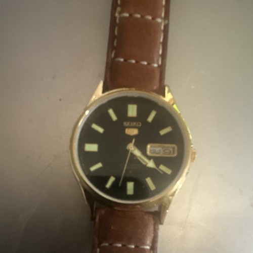 Seiko ref 7009 39 - 7009, 36-39.9mm