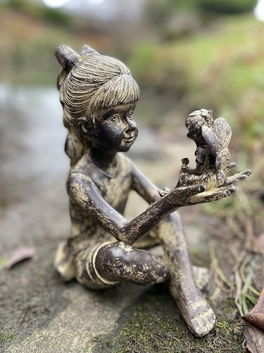 Girl garden ornament - garden, bronze