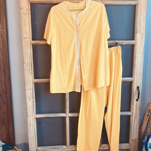 Vintage woman lounge wear - vintage,
