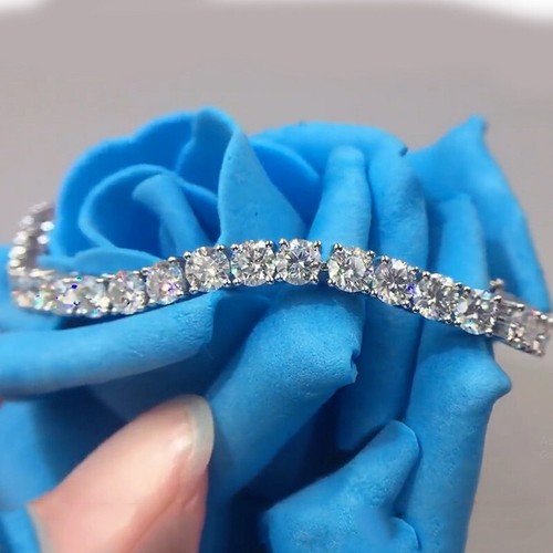 Round cut vvs1 - 10, diamond