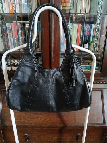 Black leather medium - black,