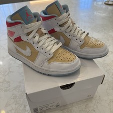 Air Jordan 1 Mid SE Women’s