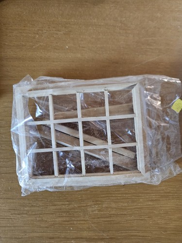 Dolls house pane - 12,