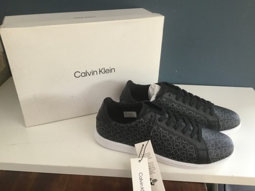 Bnwt calvin klein black - calvin,