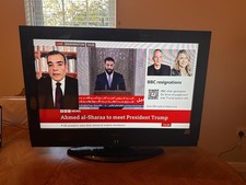 Hitachi 32LD30U 32-inch HD