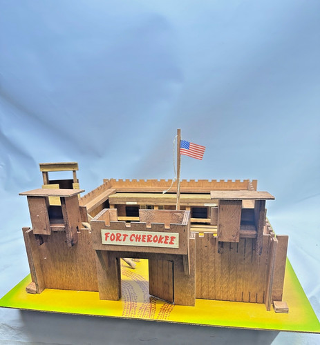 Toy fort cherokee wooden - cherokee,