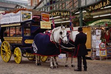 585094 Old Horse Wagon Covent Garden London England A4 Photo Print