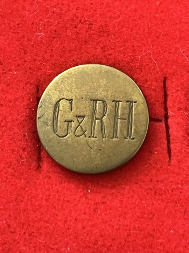 Hunt livery button grove - button.,