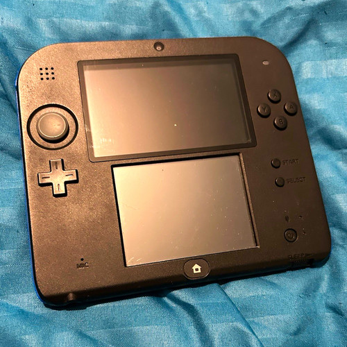 Nintendo 2ds black handheld - nintendo,