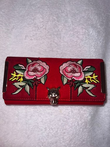 Women red rose river - women’s,