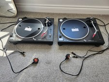 2 x Technics 1210 MK2