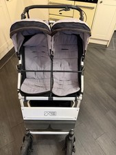 Mountain buggy duet - v3, pram