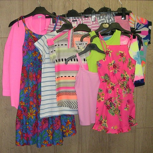 River island next gap - island,