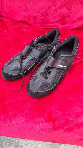 Btwin cycling shoes size 8uk - shoes,