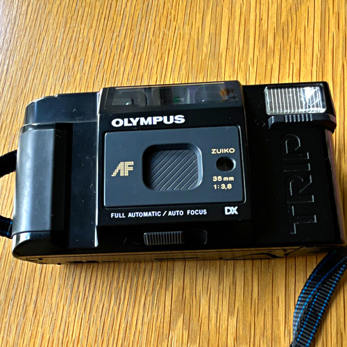 Olympus trip 35mm point - af,