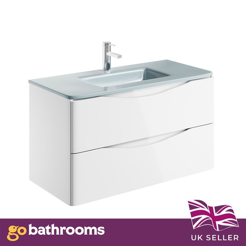 900mm white wall - 900mm,