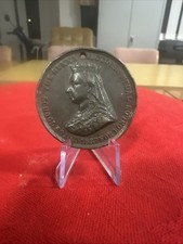 The queen victoria - queen,