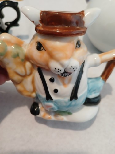 Vintage novelty animal - novelty, teapot