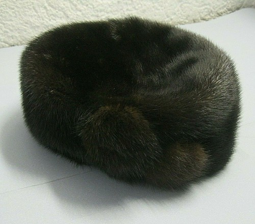 Vintage fur hat - ,,