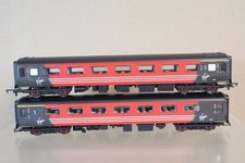 HORNBY RAKE of 2 VIRGIN TRAINS