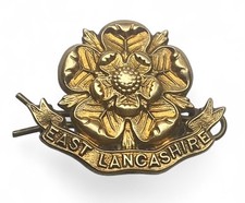 Original WW1 Die Cast Gilt Metal East Lancashire Regiment Collar Badge By Gaunt