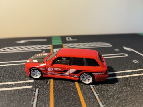 Hot wheels bmw wagon - bmw, red