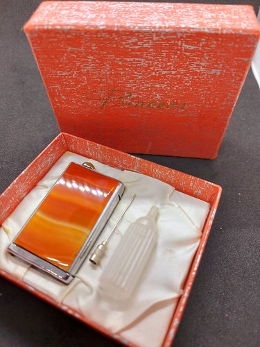 Mint vintage hanabusa japanese - mint,