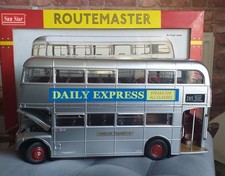 SUNSTAR ROUTEMASTER BUS 1/24