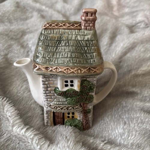 Cottage teapot for ornamental - cottage,