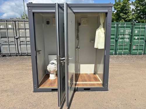 Toilet and shower - shower, block