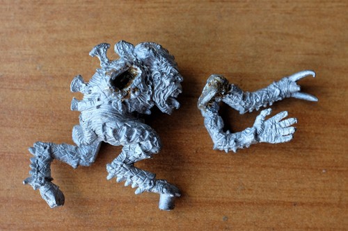 Genestealer patriarch running - patriarch,