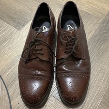 MENS CLARKS OXBLOOD LEATHER BROGUE SHOES. SIZE UK 9