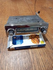 VINTAGE VALVE RADIO