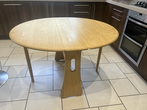 Ercol windsor gate leg - ,