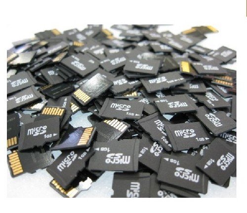 Micro memory card with full - sd,