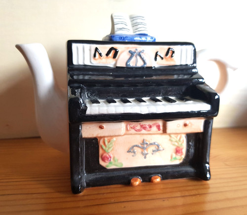 Vintage novelty piano tea - novelty,