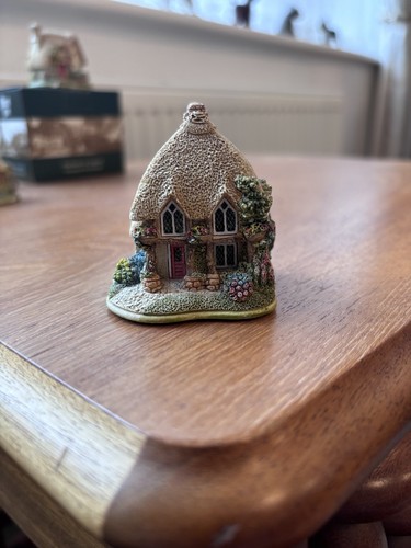 Lilliput lane the little - lilliput,