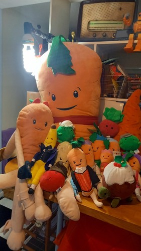 Very large aldi kevin - aldi,