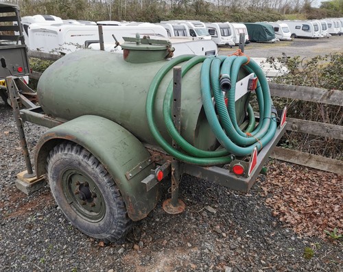 Army bowser trailor - bowser,
