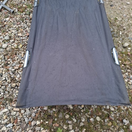 Folding camp bed - in, bag