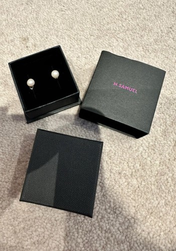 Fresh water pearl - , earrings