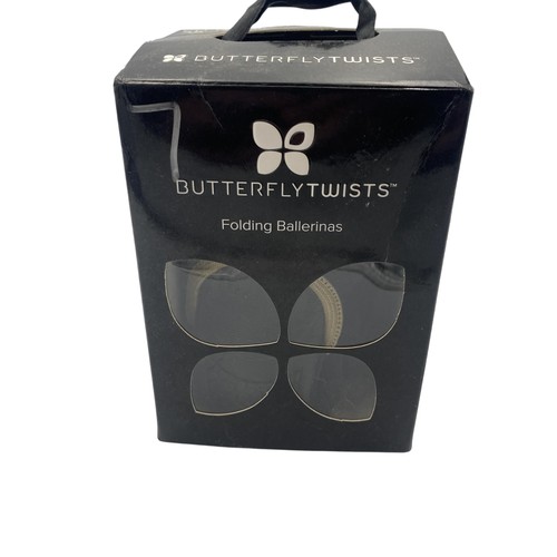 Butterfly twists folding - butterfly,