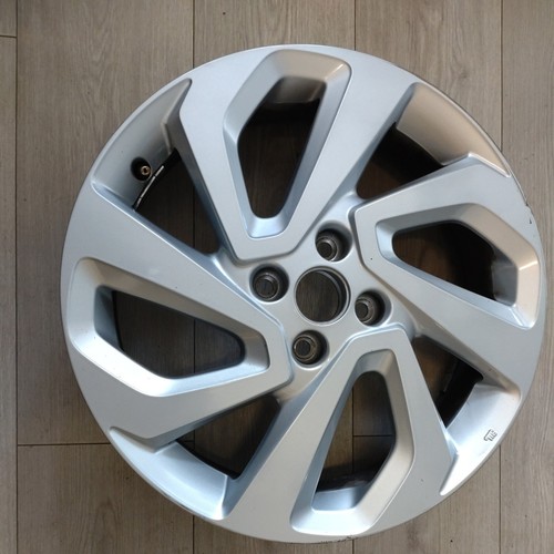 Toyota aygo alloy wheel - x,