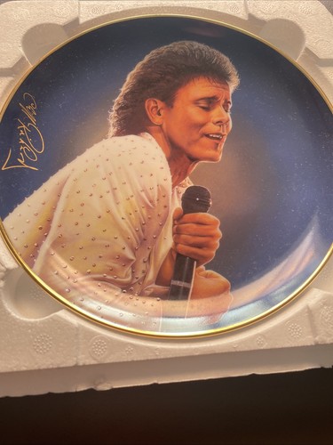 Cliff richard forty glorious - forty,