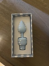 ‘WEST END GIRL’ by Lily